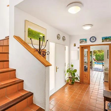 En Biniancolla Con Piscina Y Jardin